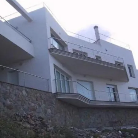 Barca Serena Apartment *